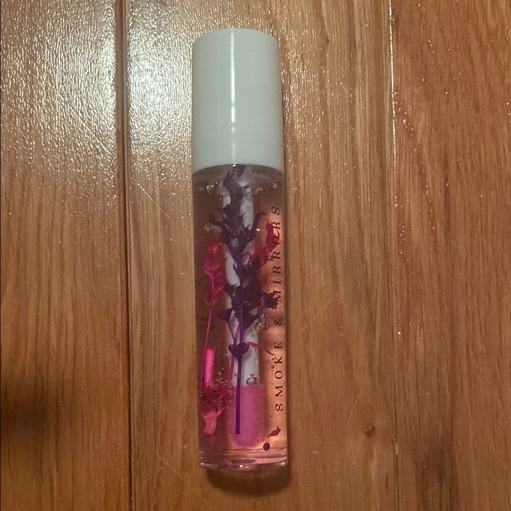 NWT SMOKE AND MIRRORS Floral Infused Lip Gloss - LAVENDER
